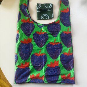 Electric Strawberry Standard BAGGU